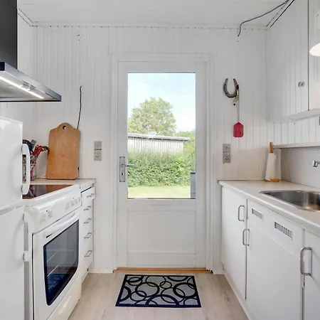 Vakantiehuis Amilla - 150m From The Sea By Interhome